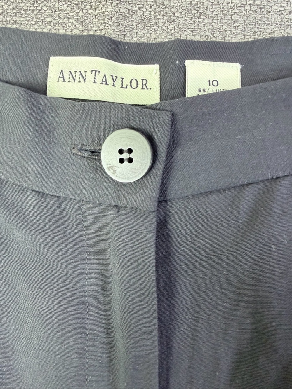 Ann Taylor Charcoal Black Pleated Bermuda Shorts - Picture 2 of 11
